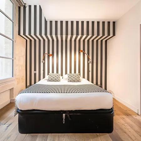 Magnifiques Sur Les Quais De *