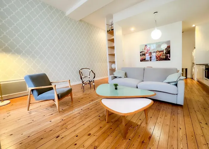 Magnifiques Sur Les Quais De Appartement Bordeaux