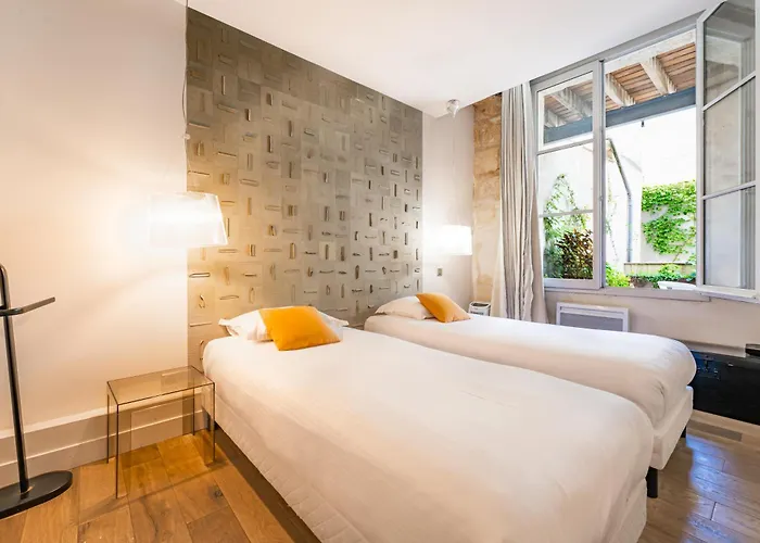 Magnifiques Sur Les Quais De Appartement Bordeaux