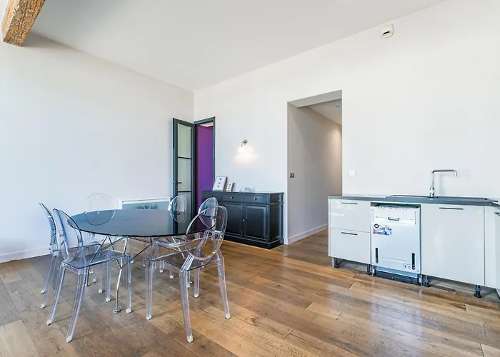 Magnifiques Sur Les Quais De *