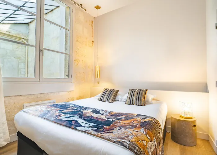 Apartment Magnifiques Sur Les Quais De Bordeaux