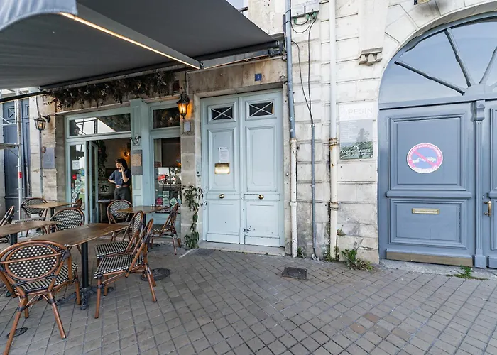 Magnifiques Sur Les Quais De *